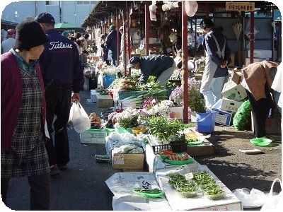 神子田の朝市.jpg